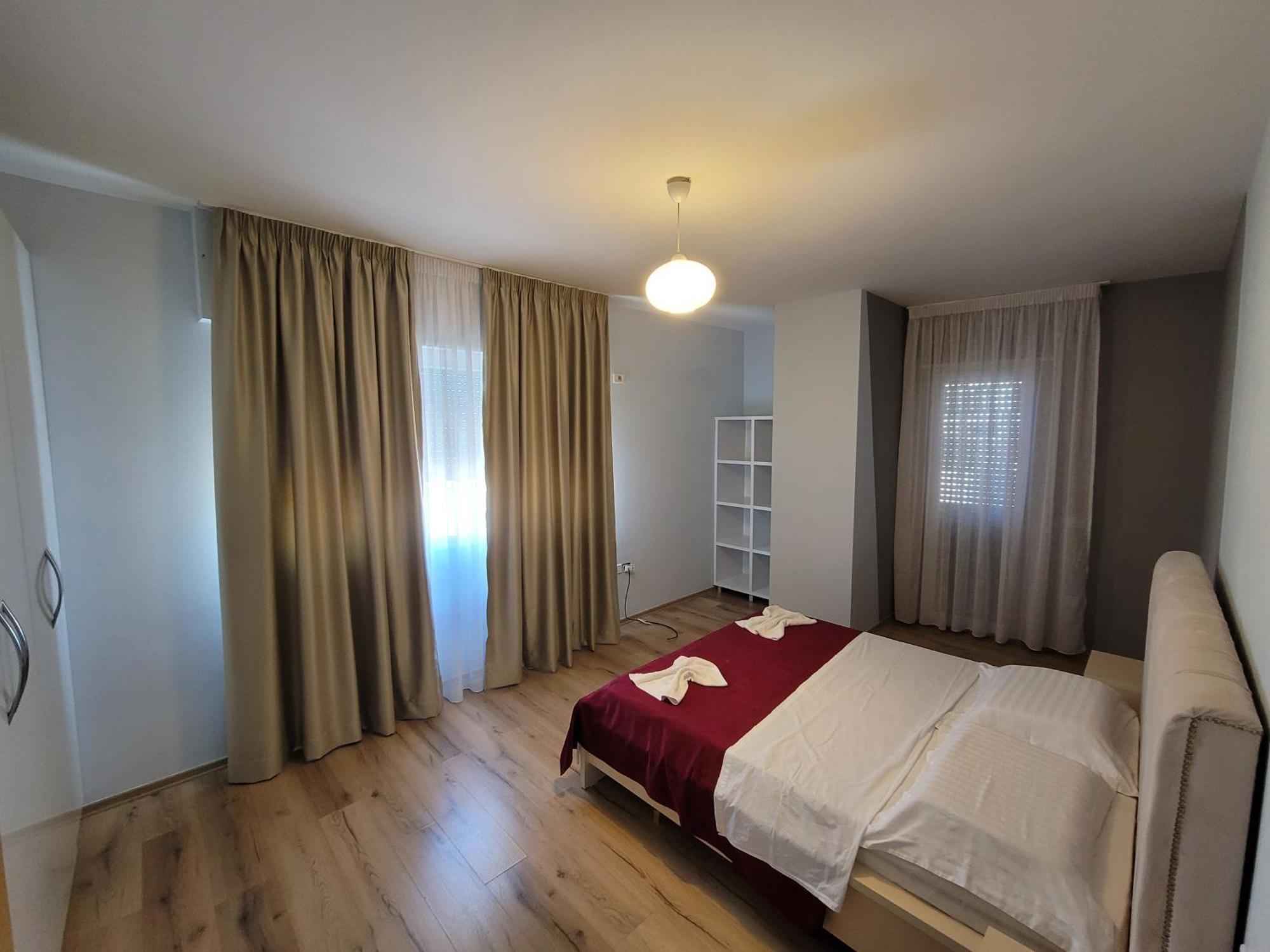 Haris Hotel Вльора Екстер'єр фото